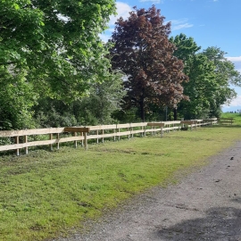 Emplacement camping-car à l'extérieur du camping, usage exclusif des installations du camping et pour 2 nuits maximum!